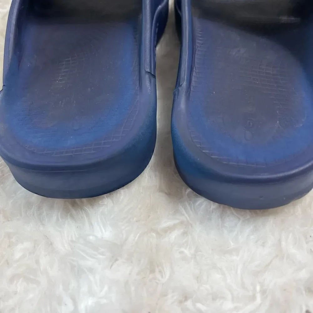OOFOS  LLC Unisex Navy Blue slides Sandals light weight Arch support SZ …